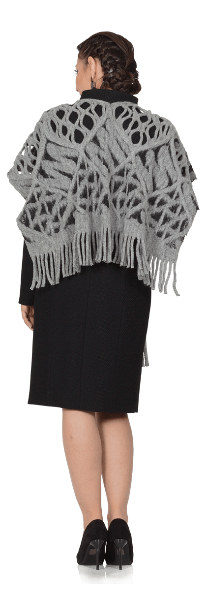 Издължено вълнено палто