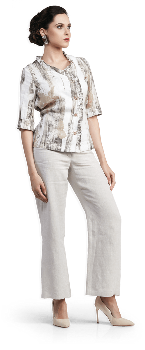 Блуза и панталон от лен в бежовата гама