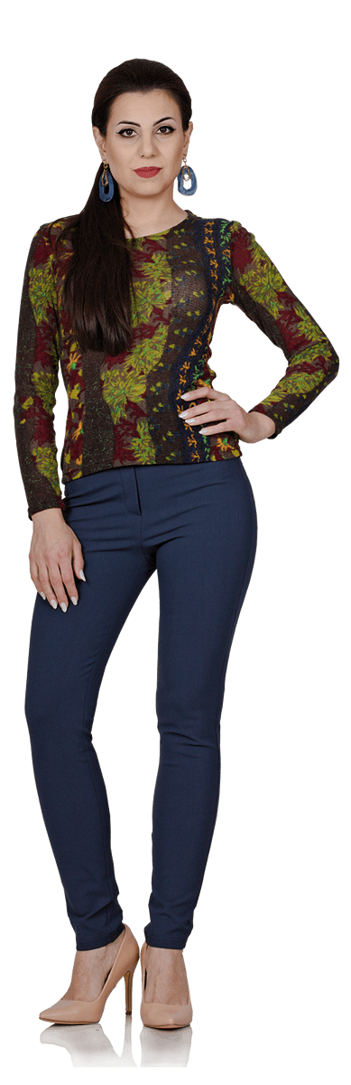 Блуза с артистичен принт и еластичен клин