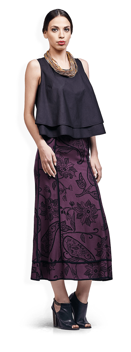 Черен топ и дълга лятна пола