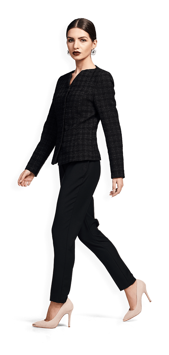 Черно сако с остро деколте и панталон от фина вълна