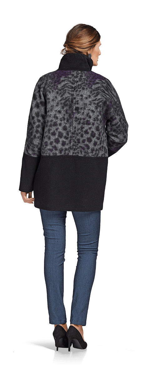 Вълнено палто с кимоно ръкав